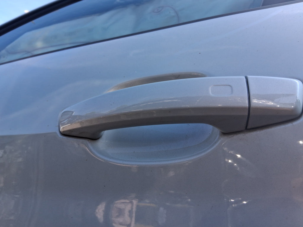 2023 AUDI A1 GB MK2 HATCH NSF PASSENGESIDE FRONT DOOR HANDLE DEW SILVER MET X7E