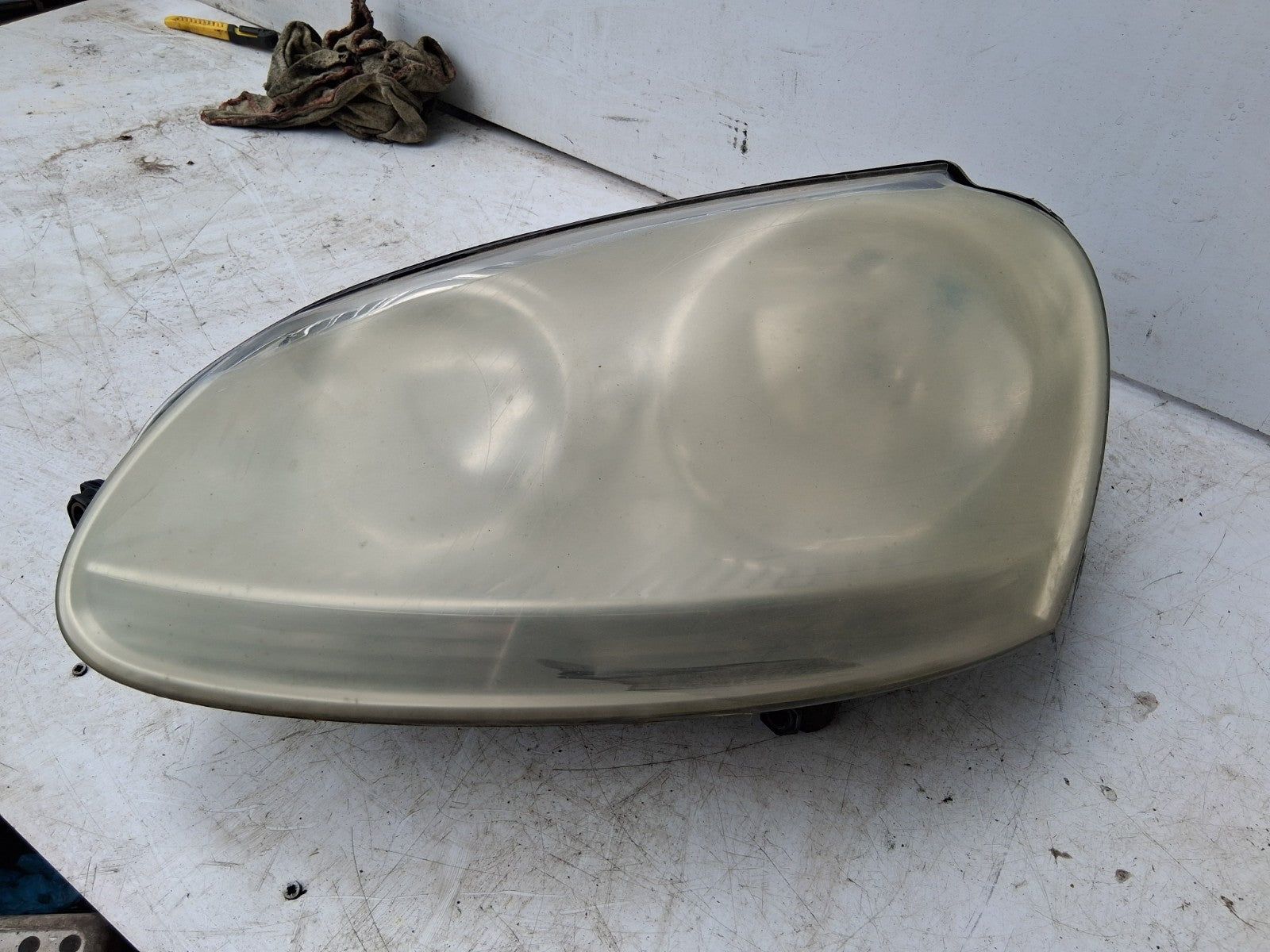 2007 VW VOLKSWAGEN GOLF MK5 NSF PASSENGER SIDE FRONT LEFT HEADLIGHT 1K6941005Q