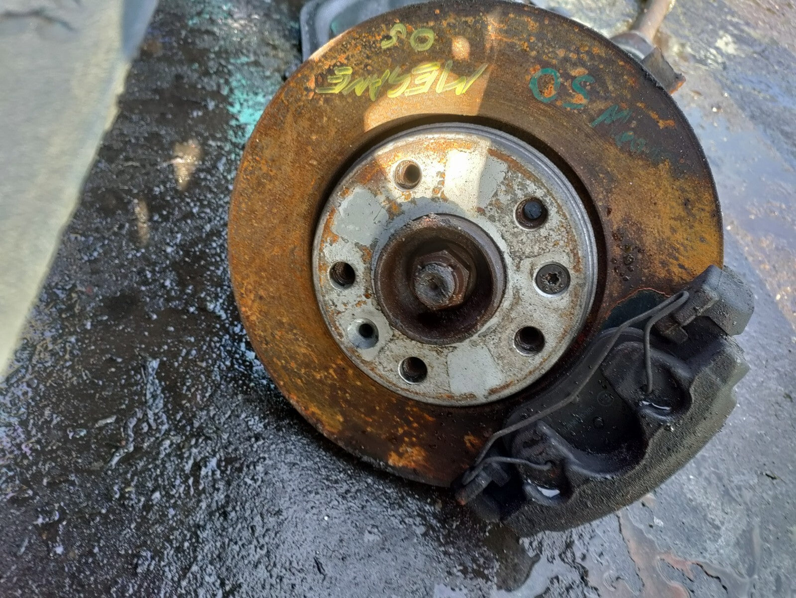 2015 RENAULT MEGANE 1.6 DIESEL OSF DRIVER FRONT HUB & DRIVE SHAFT