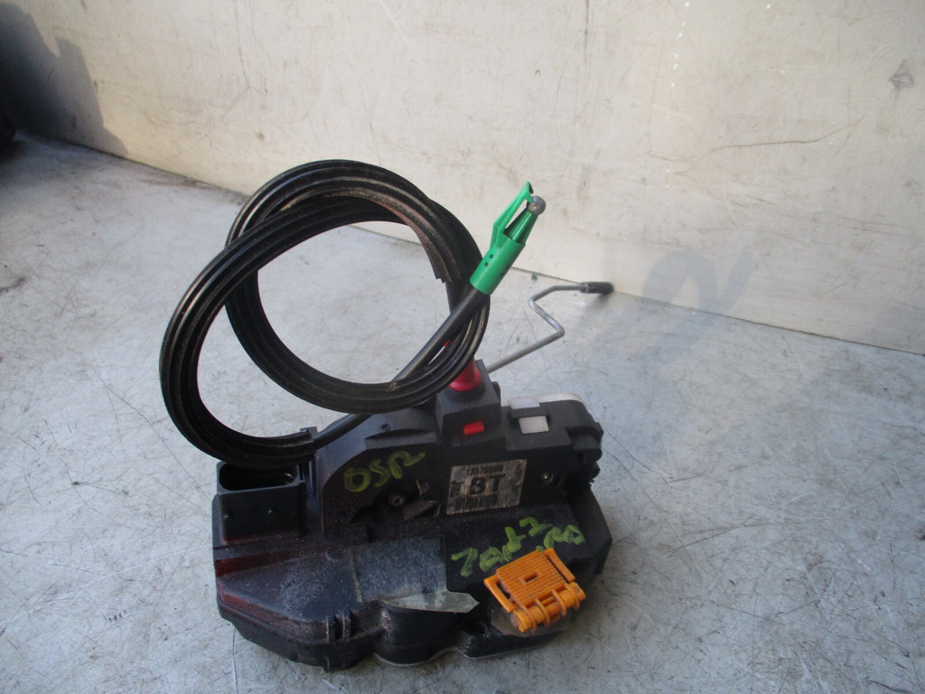 2016 VAUXHALL ZAFIRA C OSR DRIVER SIDE REAR DOOR LOCK MECHANISM 13579556