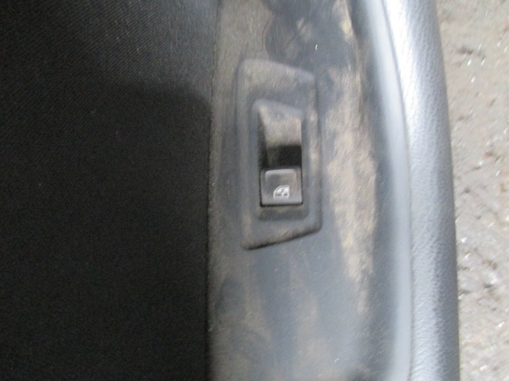 VOLKSWAGEN PASSAT B8 NSF FRONT PASSENGER SIDE DOOR CARD 3G2867011