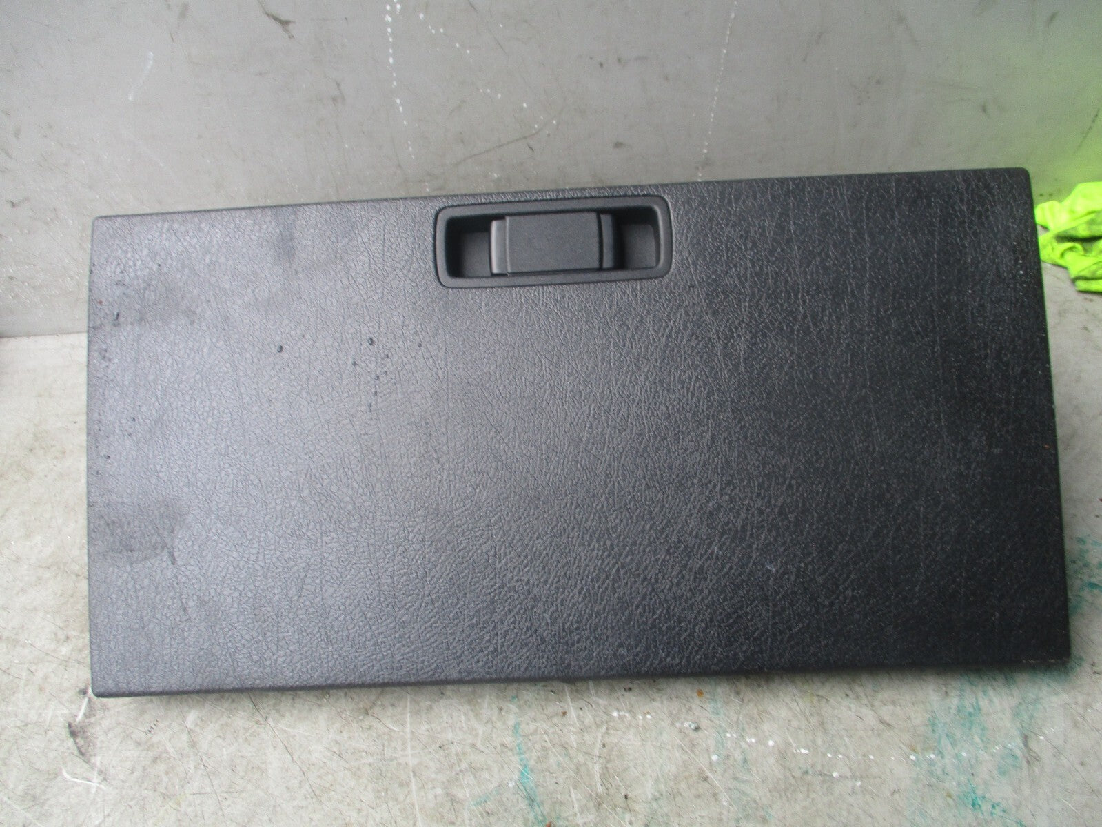 1995 RANGE ROVER 214 GLOVEBOX STORAGE COMPARTMENT