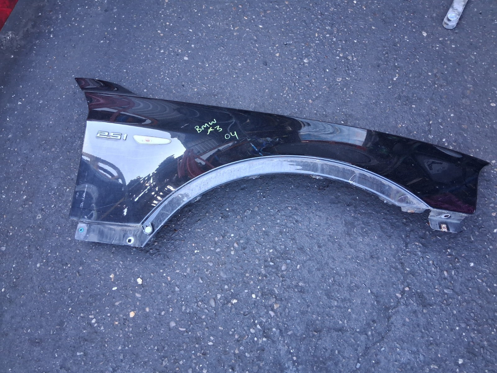 2004 BMW X3 E83 OSF DRIVER SIDE FRONT RIGHT WING PANEL BLACK