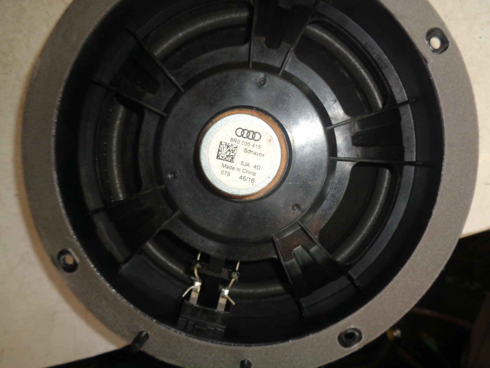 AUDI Q3 2017 OSF DRIVER SIDE FRONT DOOR SPEAKER DRIVER 8R0035415