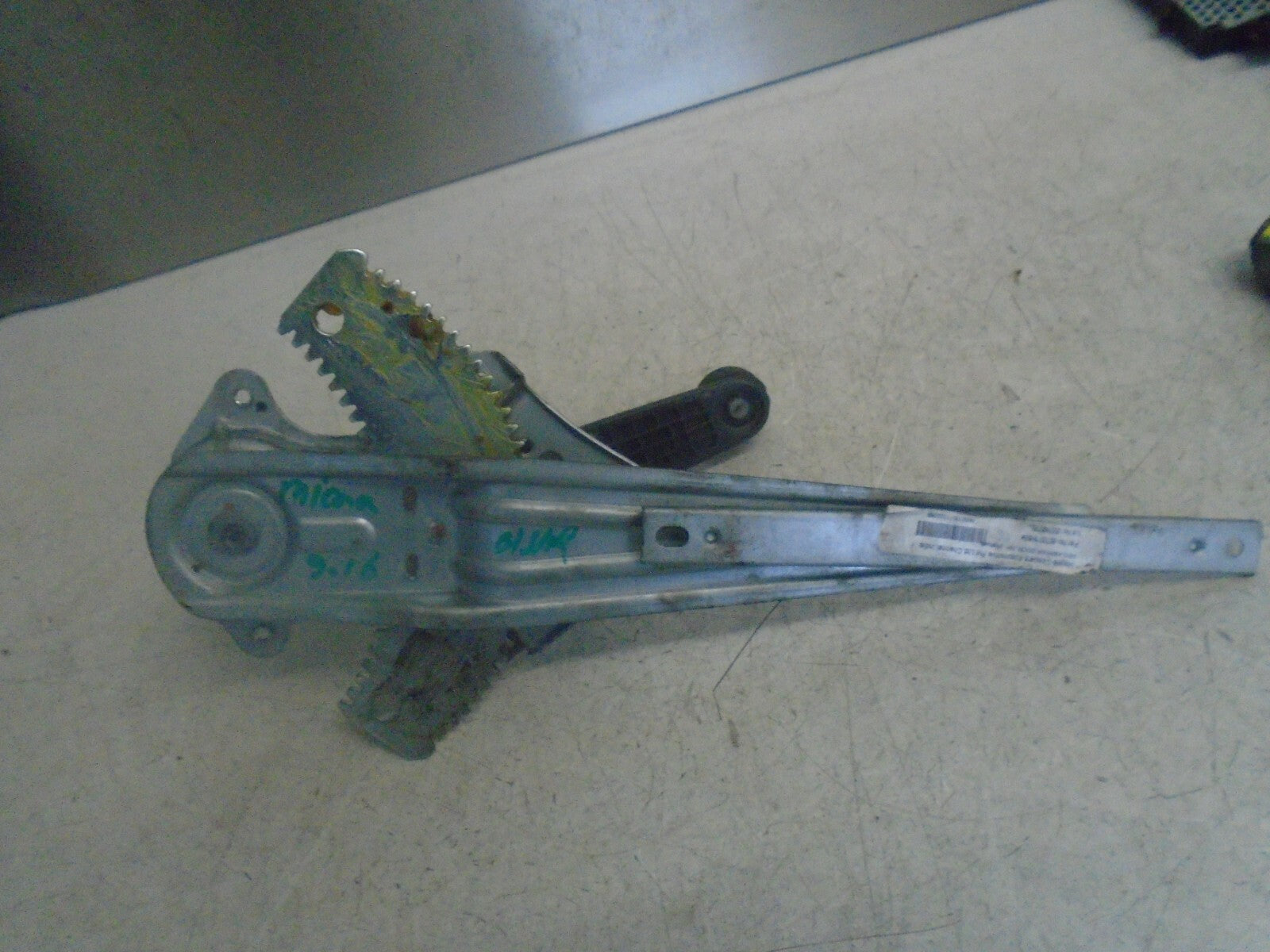 NISSAN MICRA 2016 MK4 OSR REAR DRIVER SIDE WINDOW REGULATOR