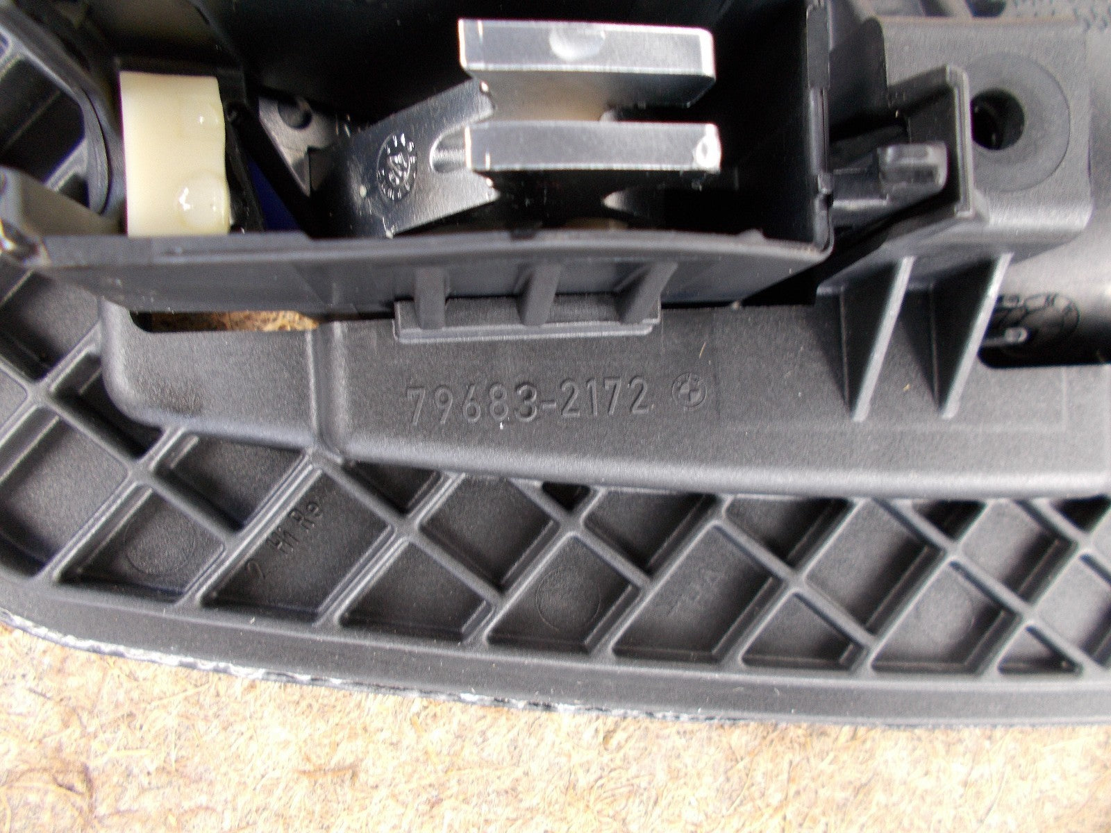 2007 BMW 320D SE E90 OSR DRIVERS SIDE REAR DOOR CARD