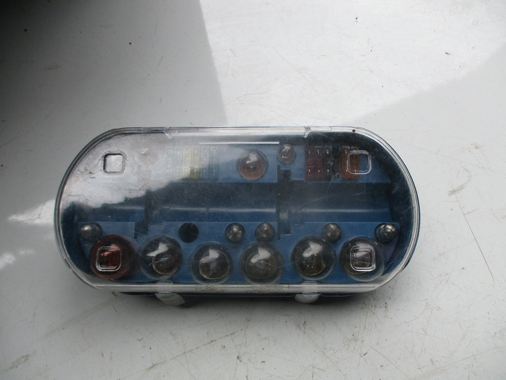 REPLACEMENT LIGHT BULB FUSES 00940 12V