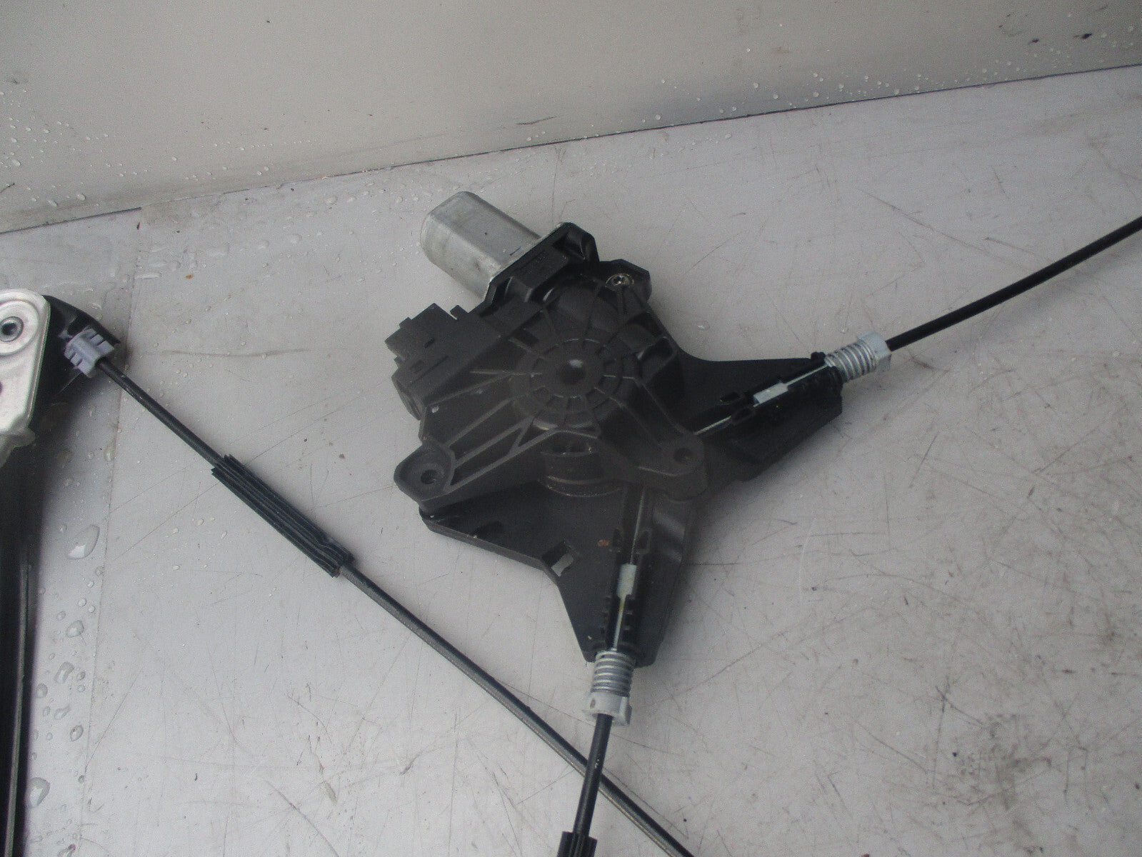 MERCEDES A CLASS W176 OSF DRIVER SIDE FRONT WINDOW REGULATOR & MOTOR A2469063200