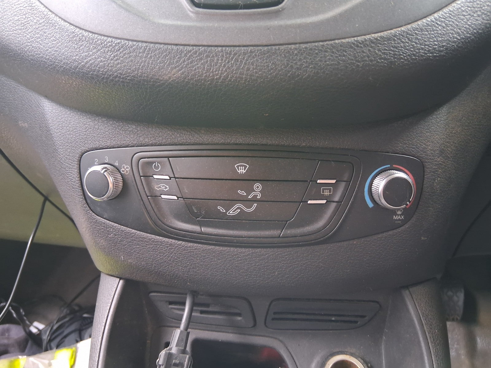 2015 FORD TRANSIT COURIER MK1 HEATER AC CLIMATE CONTROL SWITCH PANEL