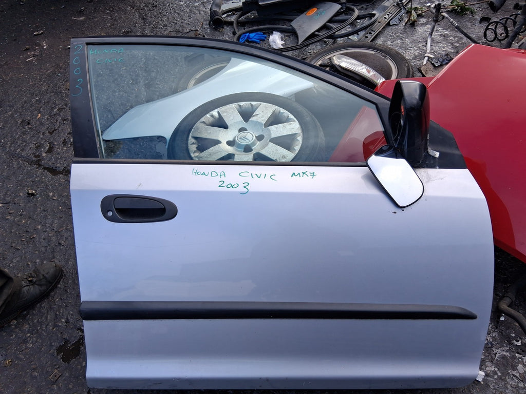 2003 HONDA CIVIC MK7 OSF DRIVER SIDE FRONT RIGHT COMPLETE DOOR SILVER
