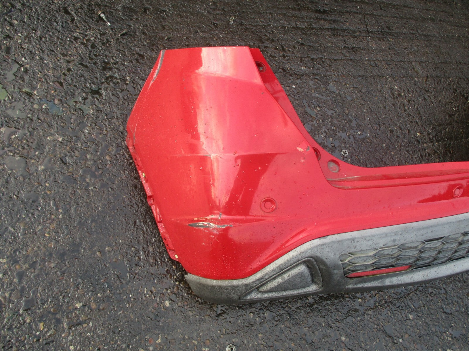 HONDA CIVIC MK8 2006 REAR BUMPER COMPLETE RED