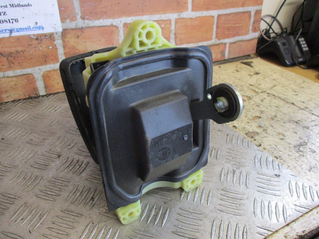 MERCEDES C CLASS W204 S204 2013 C220 CDI 2.1 AUTOMATIC GEAR STICK A2042677524