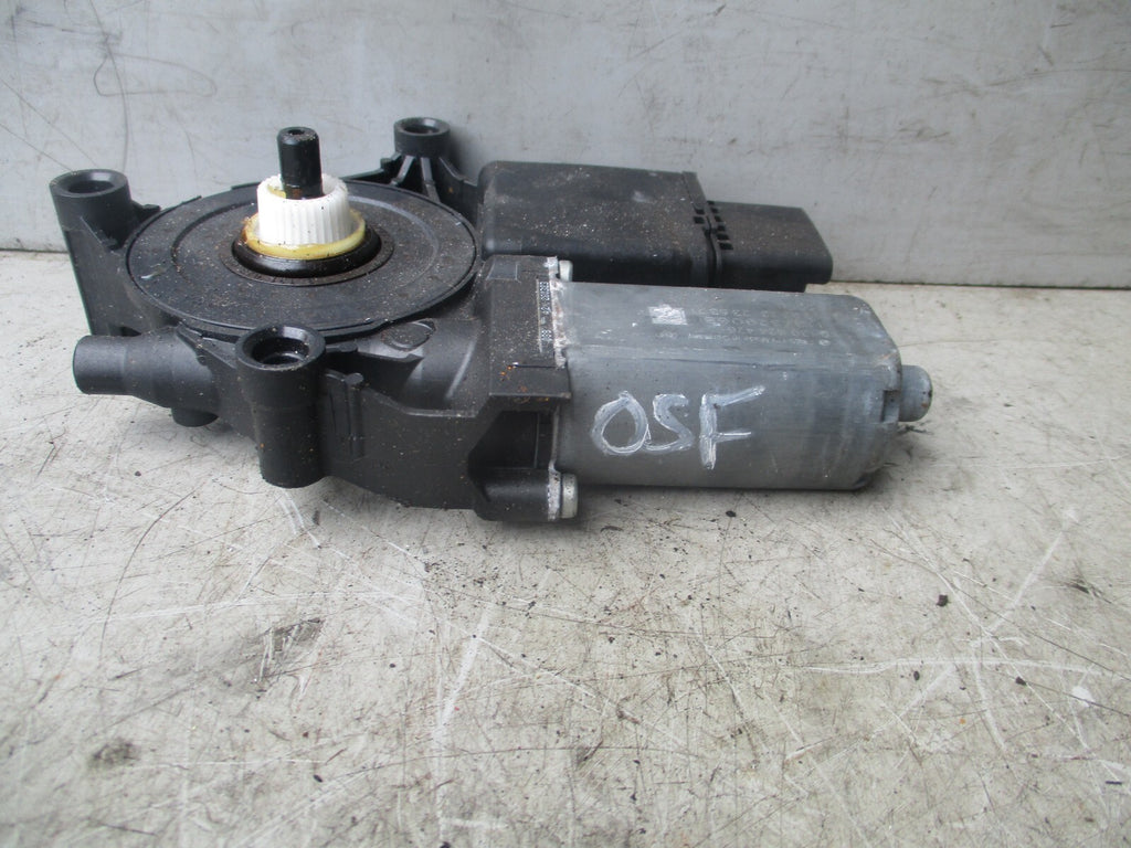 2013 PEUGEOT 5008 OSF FRONT DRIVING SIDE DOOR WINDOW REGULATOR MOTOR 9837832880