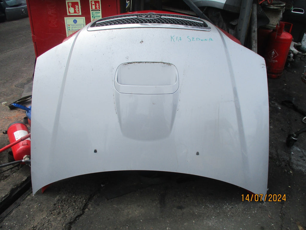 KIA SEDONA 2006 MK1 FRONT COMPLETE BONNET HOOD SILVER
