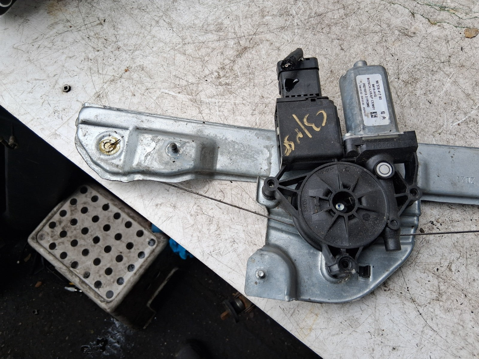 2021 CITROEN C3 MK3 NSF PASSENGER SIDE FRONT WINDOW MOTOR REGULATOR