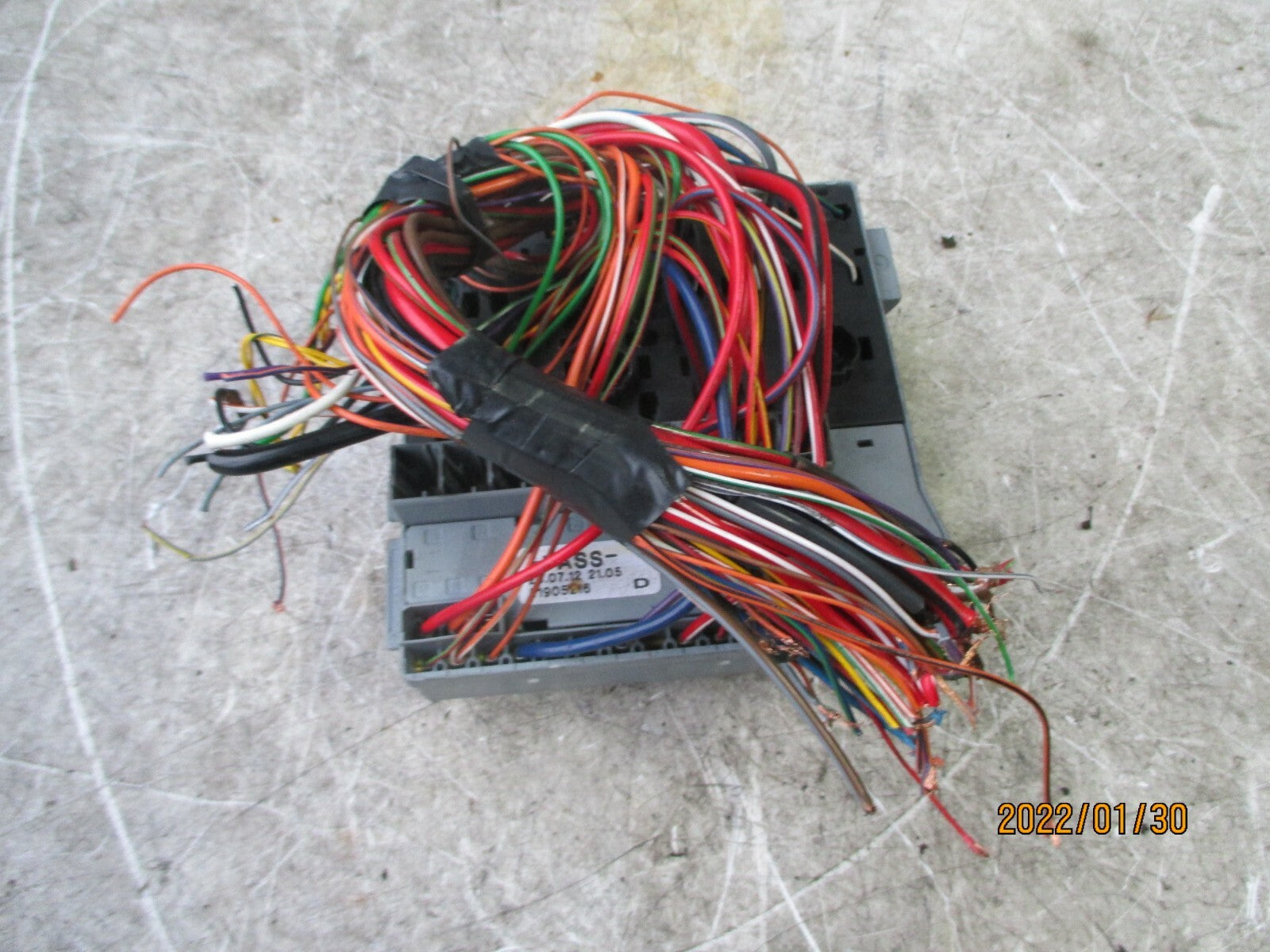 FIAT 500 2012 MK1 1.2 PETROL FUSE BOX 51905216