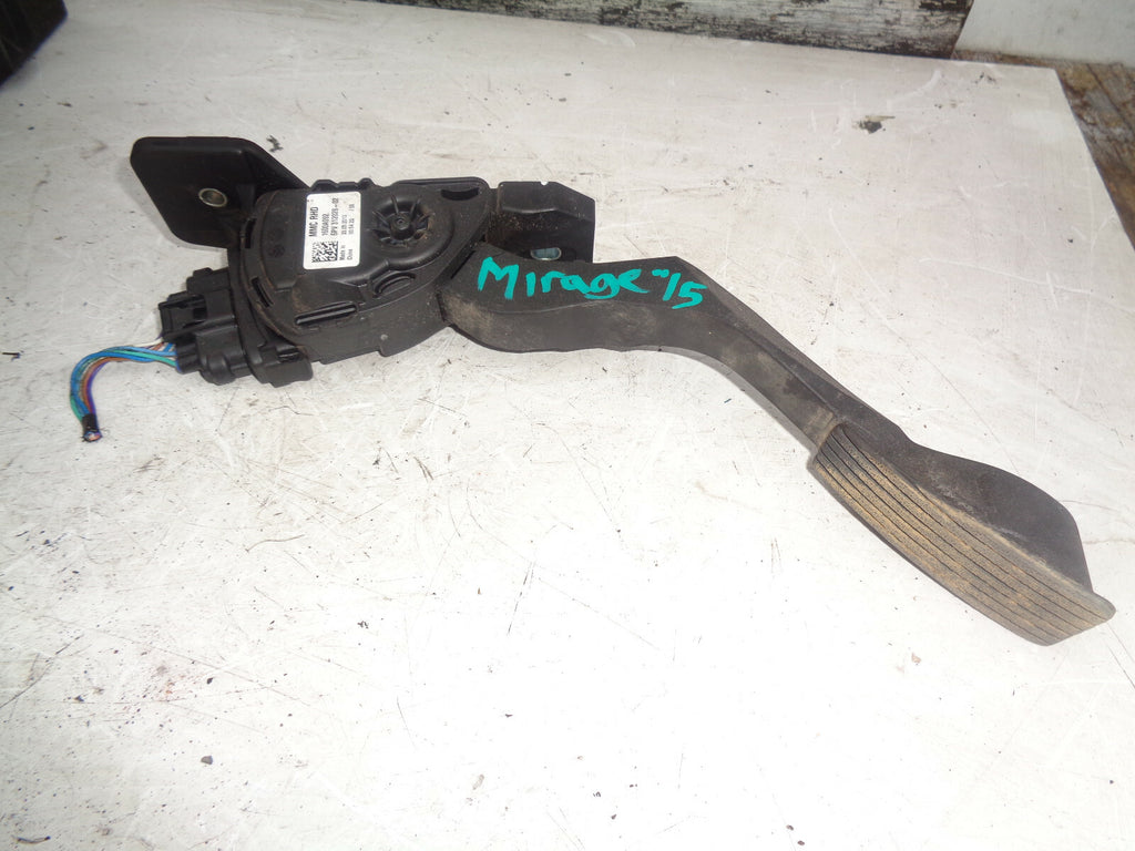 MITSUBISHI MIRAGE 2 MK6 2015 1.2 PETROL ACCELERATOR THROTTLE PEDAL 1600A092