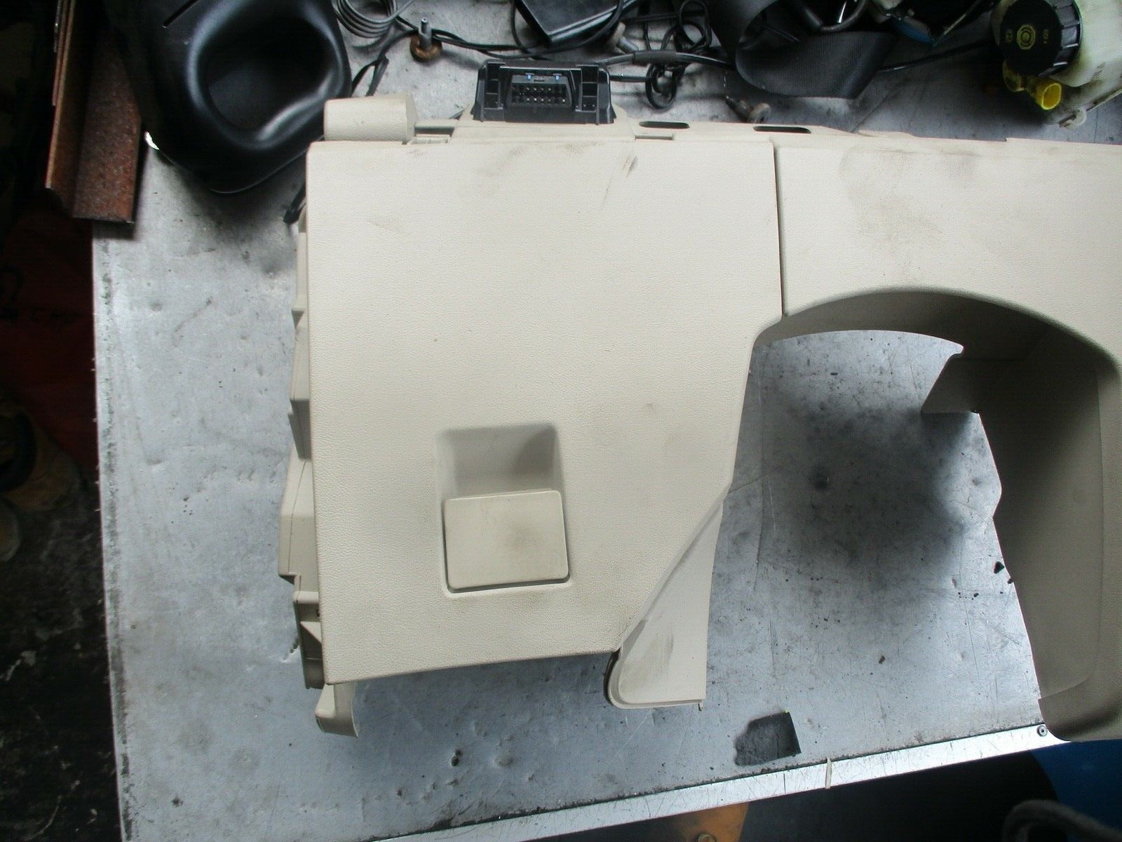 VAUXHALL INSIGNIA A MK1 2009 GLOVE BOX STORAGE COMPARTMENT 13275637