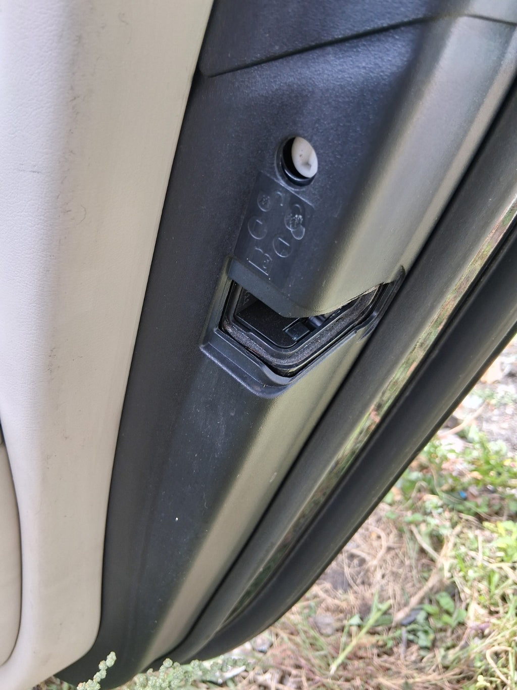2012 JAGUAR XJ X351 OSR DRIVER SIDE REAR RIGHT DOOR LOCK MECHANISM
