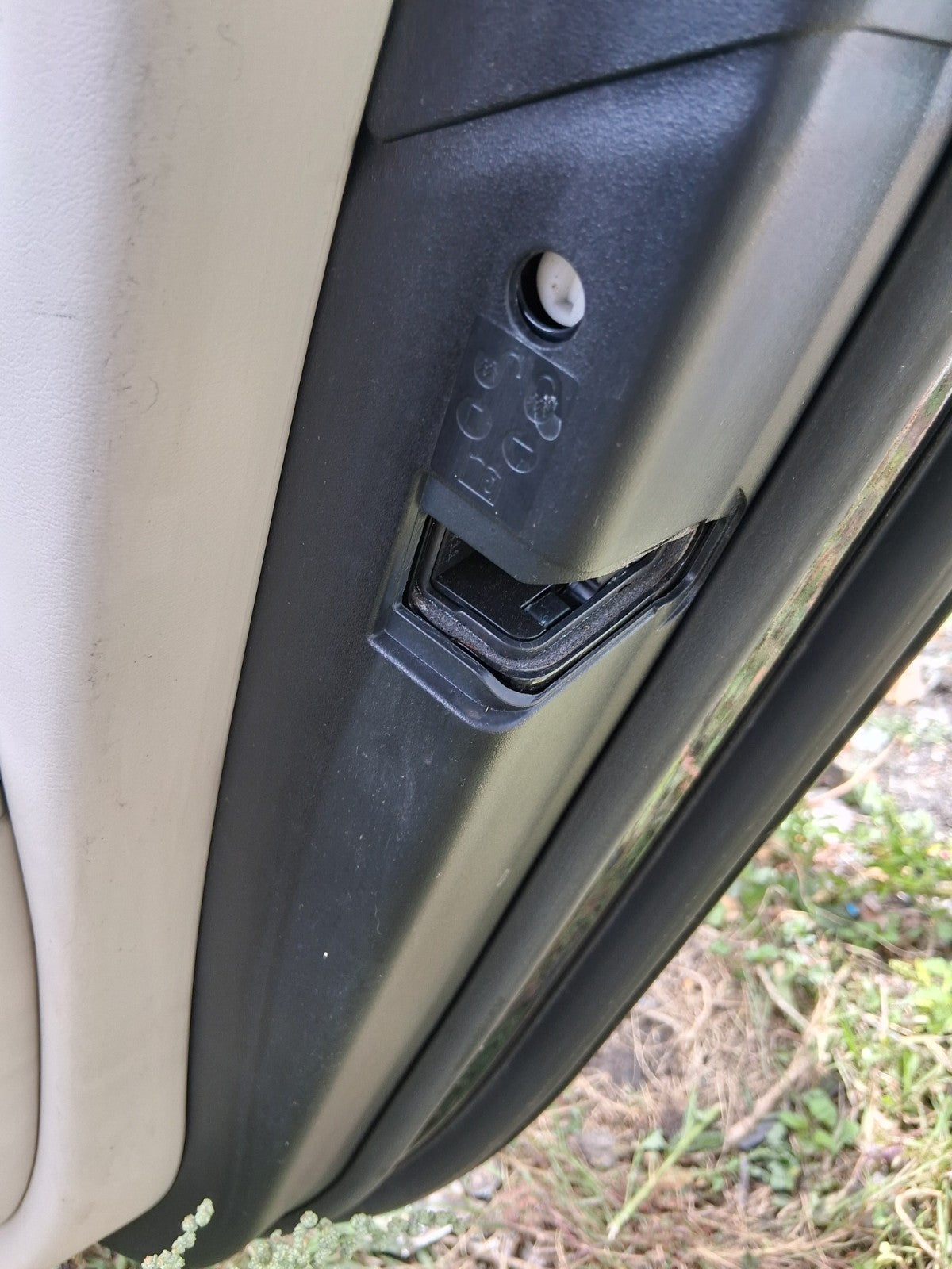 2012 JAGUAR XJ X351 OSR DRIVER SIDE REAR RIGHT DOOR LOCK MECHANISM