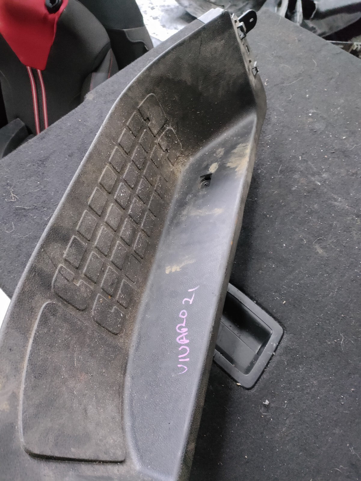 VAUXHALL VIVARO MK3 2021 NS PASSENGER SIDE STEP COVER 98121117ZD