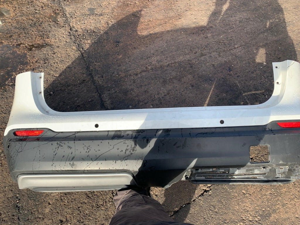 NISSAN QASHQAI J11 FACELIFT 2019 TEKNA REAR BUMPER WHITE DAMAGED SPARES