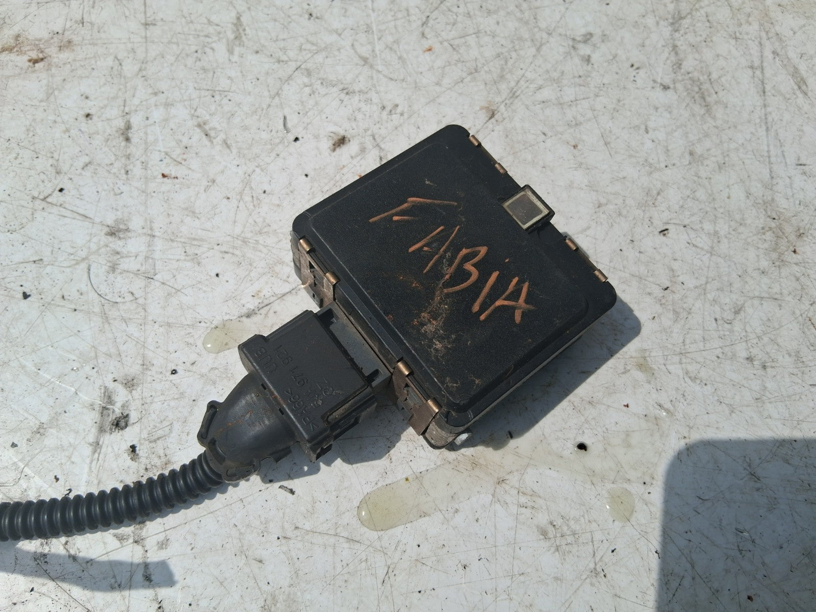 2020 SKODA FABIA MK3 FRONT DISTANCE CONTROL RADAR 5Q0907561K