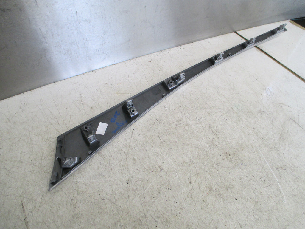 RENAULT MEGANE MK3 2013 PASSENGER SIDE DASHBOARD TRIM SILVER 684120008R