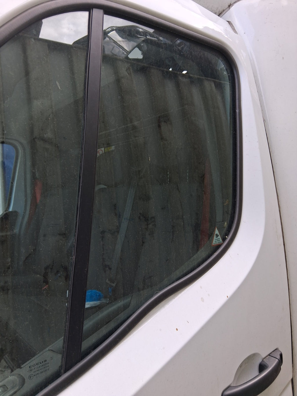 2024 RENAULT MASTER MK3 NSF PASSENGER SIDE FRONT MAIN WINDOW GLASS