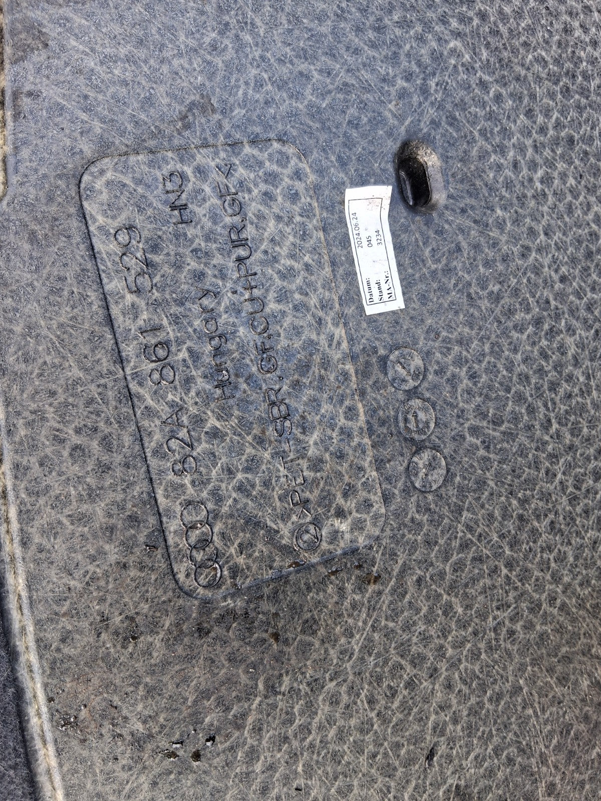 2024 AUDI A1 S LINE MK2 GB REAR BOOT FLOOR LINER CARPET MAT 81A861529