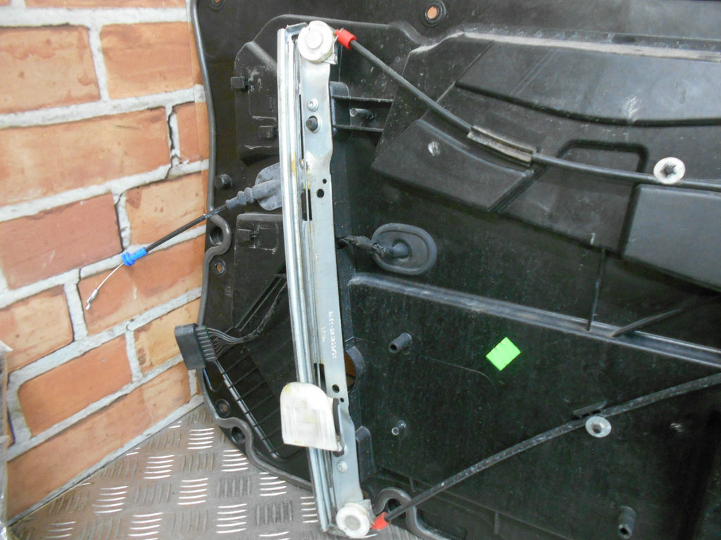 FORD FIESTA MK7 2010 3 DOOR OS DRIVER SIDE ELECTRIC REGULATOR MOTOR 8A61B23200CK