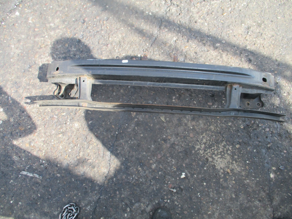 VW VOLKSWAGEN PASSAT B6 2005 FRONT BUMPER CRASH REINFORCEMENT BAR