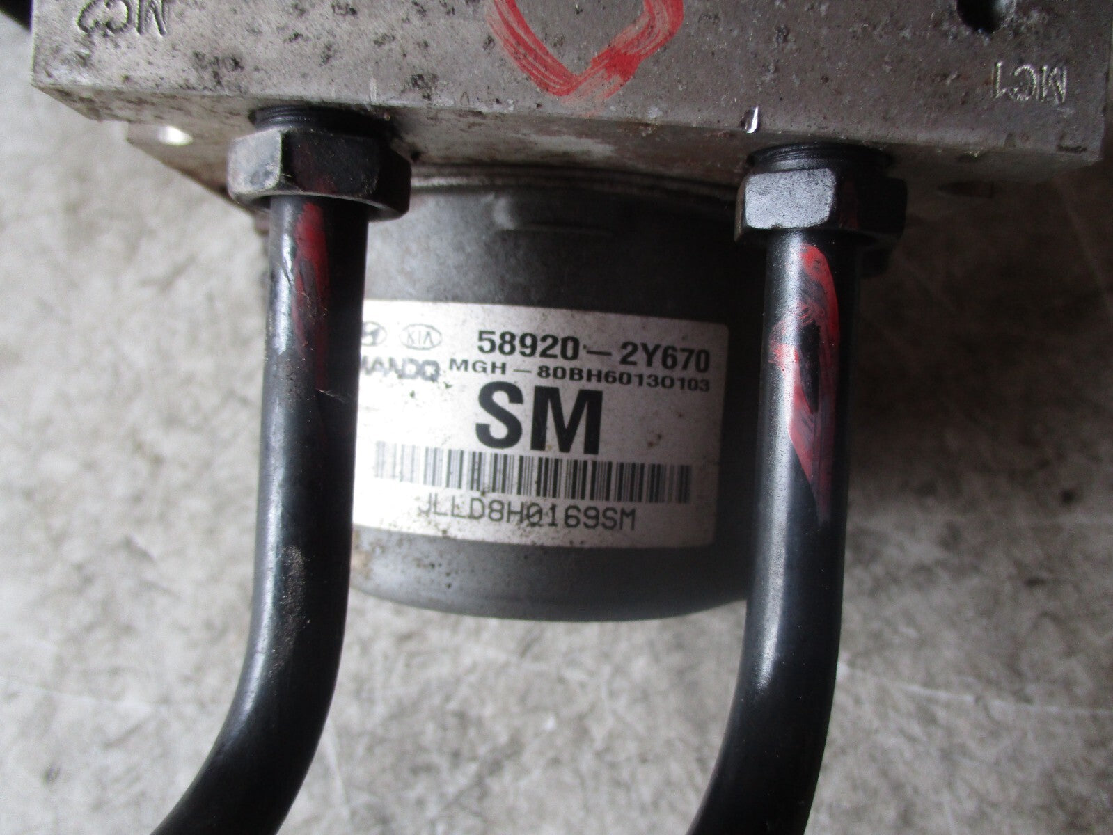 HYUNDAI IX35 2015 1.7 CRDI ABS PUMP MODULATOR 589202Y670