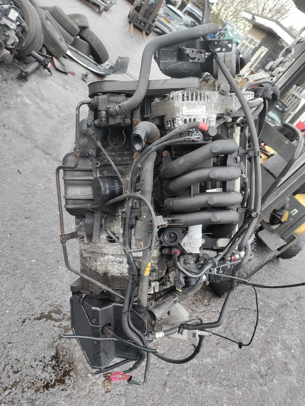 2002 FORD FOCUS MK1 1.4 PETROL ENGINE COMPLETE  62K MILEAGE FXDB