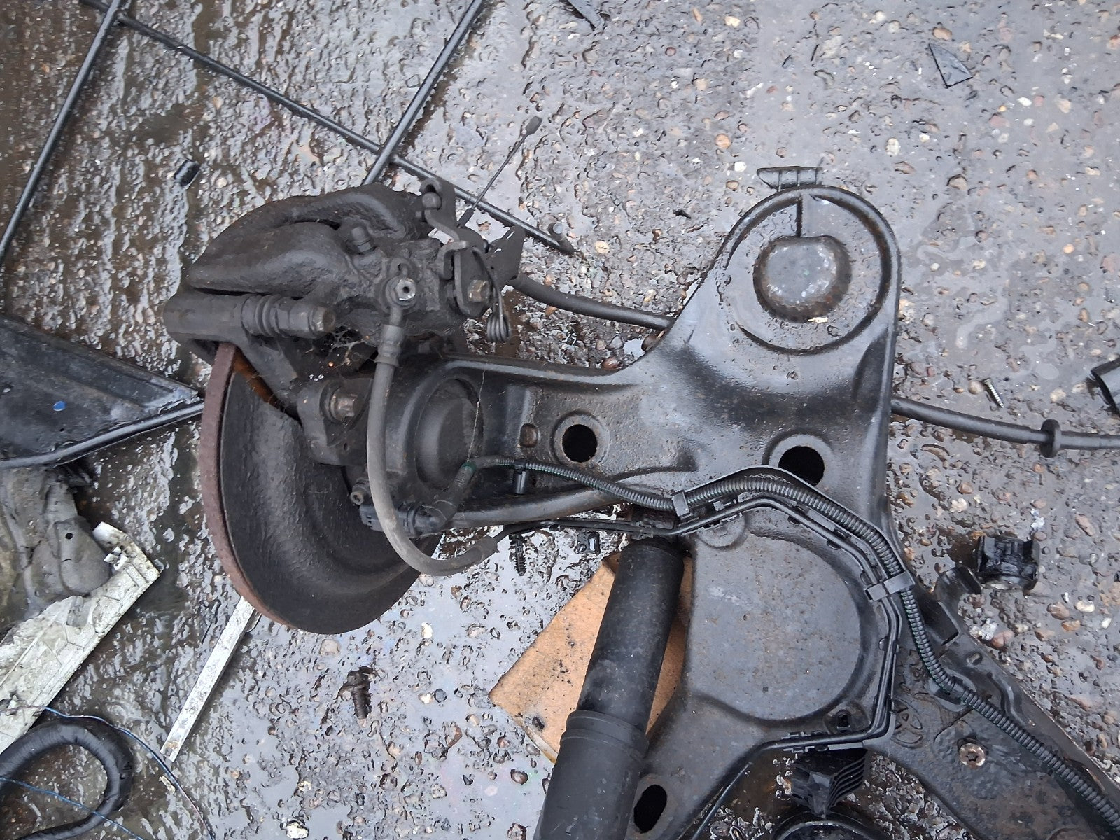 VAUXHALL VIVARO 2021 1.5 DIESEL HDI NSR PASSENGER SIDE REAR WHEEL BEARING HUB