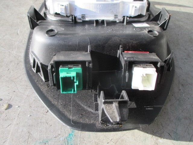 2016 CITROEN DS4 CD INTERIOR FRONT ROOF READING LIGHT 9671973977