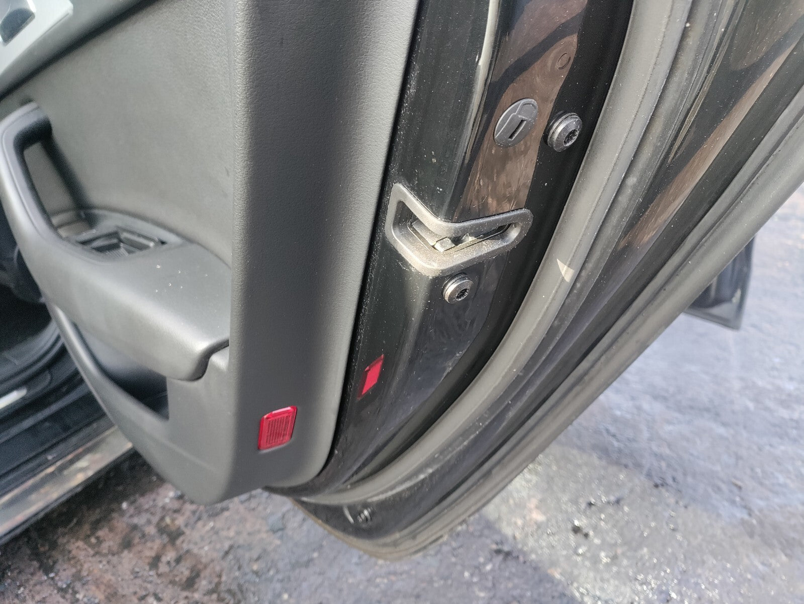 2017 AUDI A6 C7 4G SALOON OSR DRIVER SIDE REAR DOOR LOCK MECHANISM