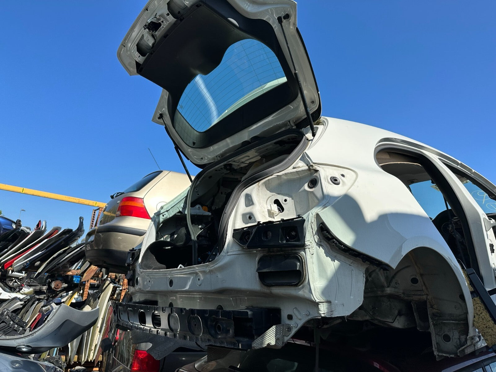 2017 MERCEDES BENZ A CLASS W176 OSR DRIVER SIDE REAR QUARTER PANEL CUT SECTION