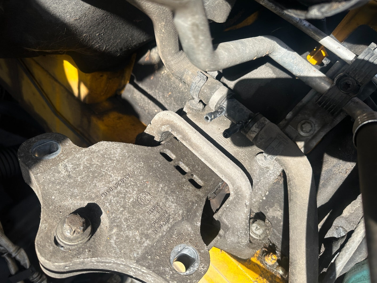 2019 MERCEDES SPRINTER W907 2.1 FWD NS PASSENGER GEARBOX MOUNT BRACKET