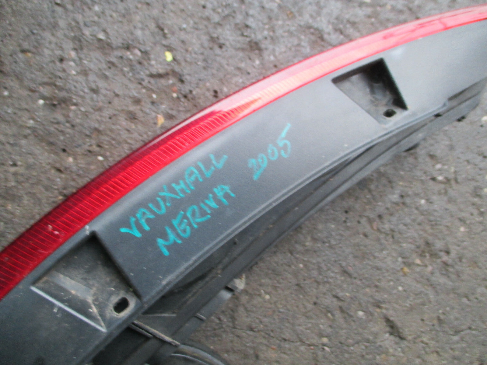 VAUXHALL MERIVA A MK1 2005 NSR PASSENGER SIDE REAR TAIL LIGHT