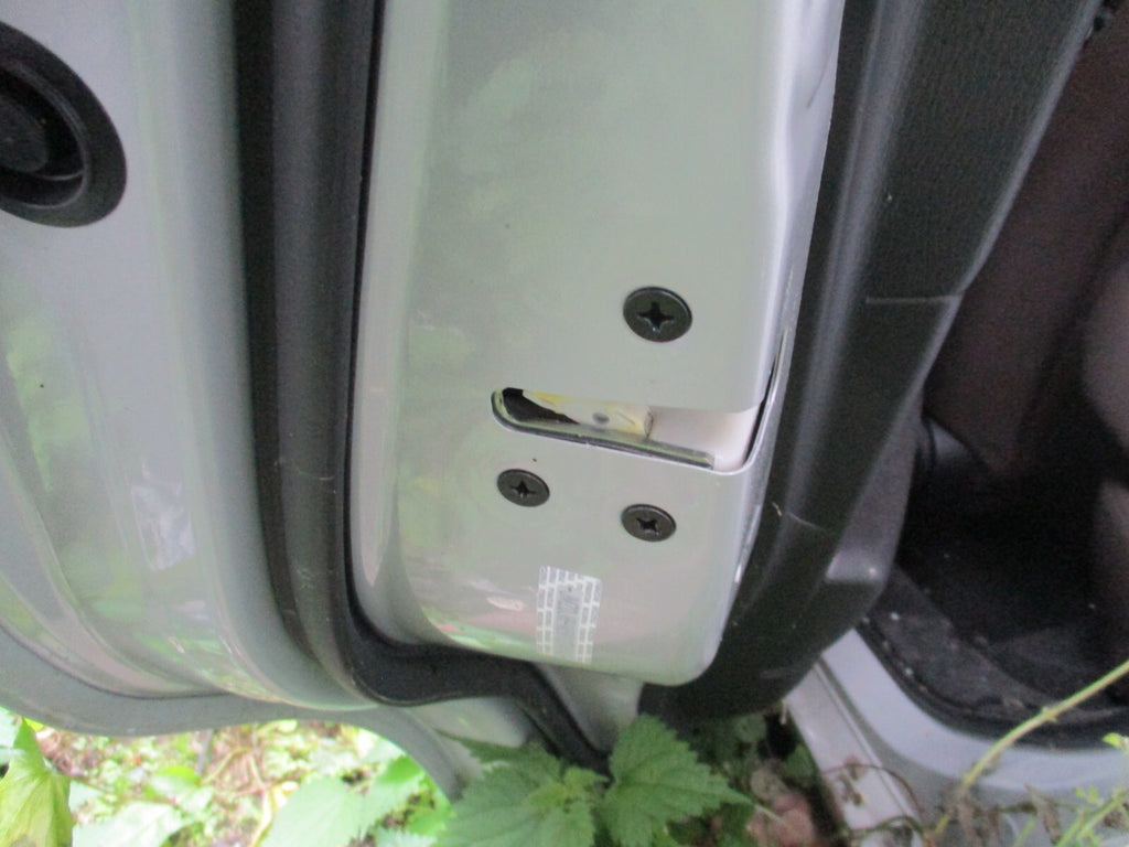 2023 MAZDA 2 MK3 DJ NSR PASSENGER SIDE REAR DOOR LOCK MECHANISM