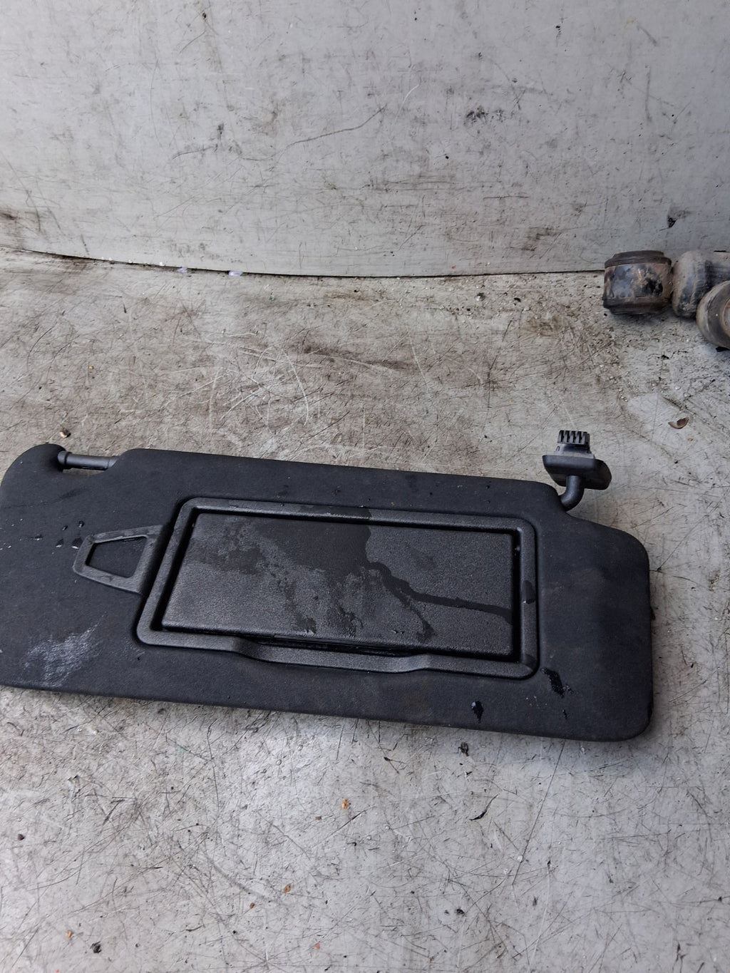 2015 MERCEDES C CLASS W204 OSF DRIVER SIDE FRONT RIGHT SUN VISOR