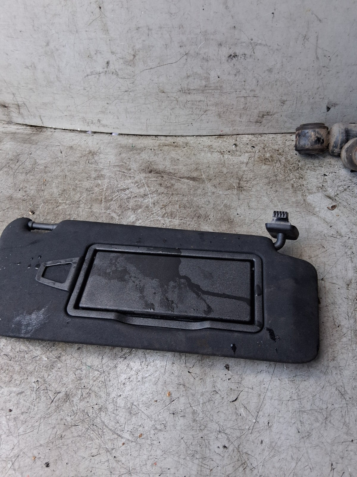 2015 MERCEDES C CLASS W204 OSF DRIVER SIDE FRONT RIGHT SUN VISOR