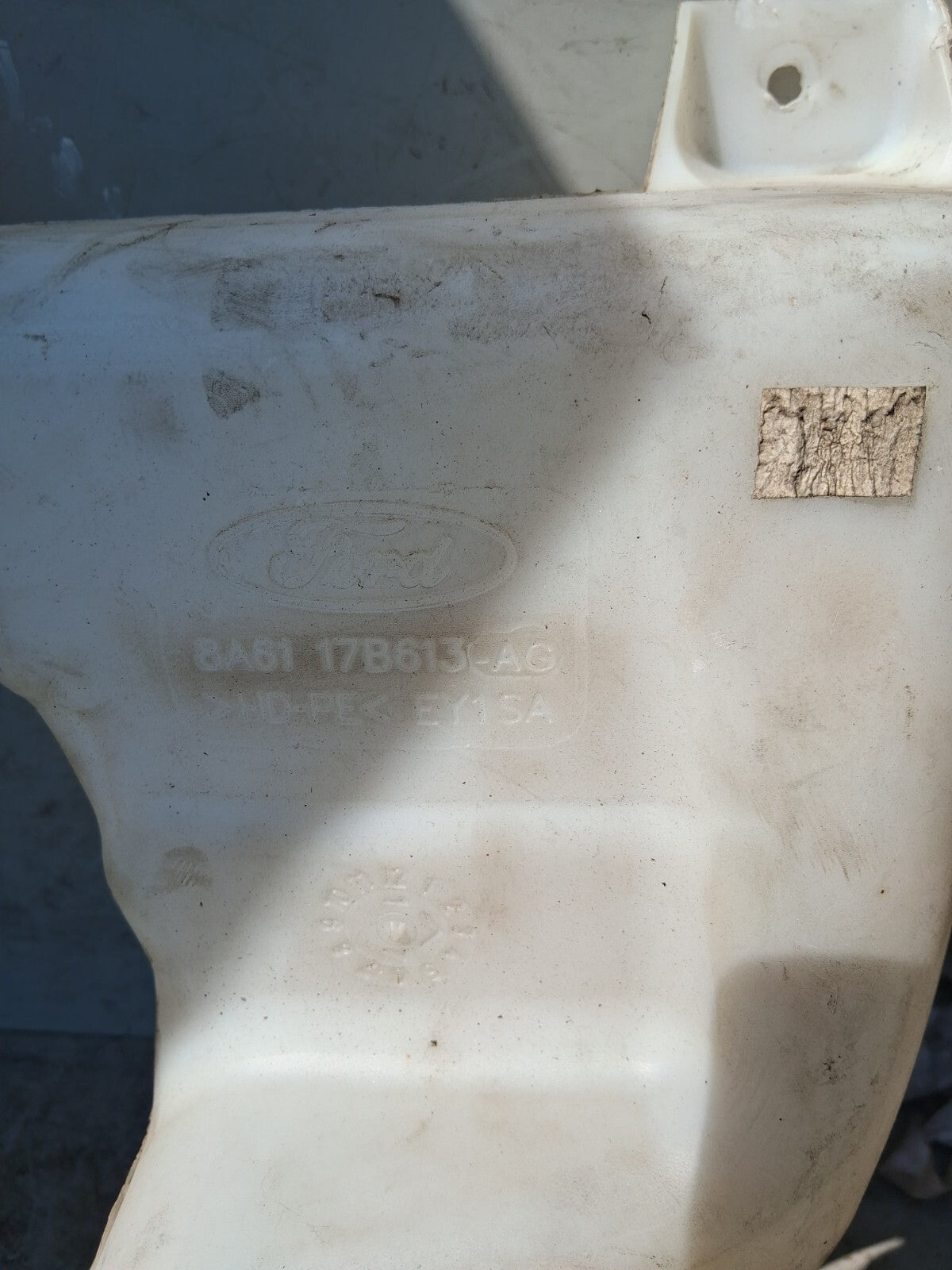 FORD B MAX 2013 WINDSCREEN WASHER BOTTLE RESERVOIR 8A6117B613