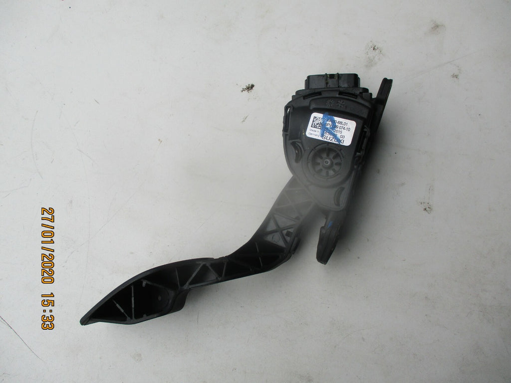SUZUKI SWIFT MK3 2015 ACCELERATOR THROTTLE GAS PEDAL ASSEMBLY 49400-68L01