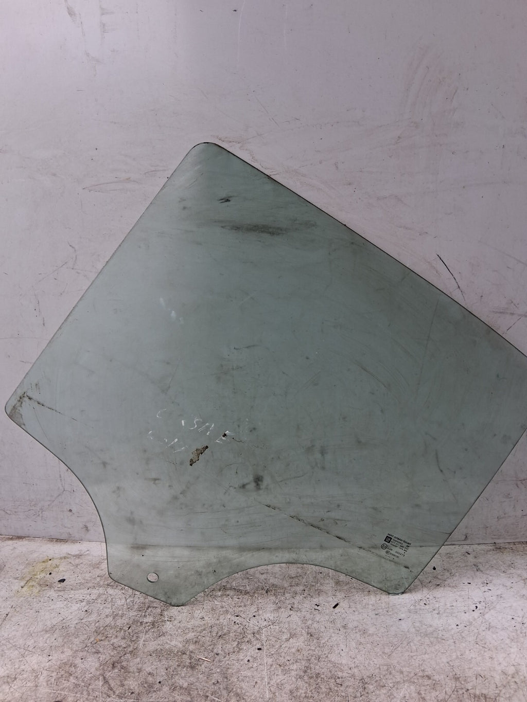 VAUXHALL CORSA E 2017 OSF DRIVER SIDE FRONT RIGHT RIGHT WINDOW GLASS 43R000479
