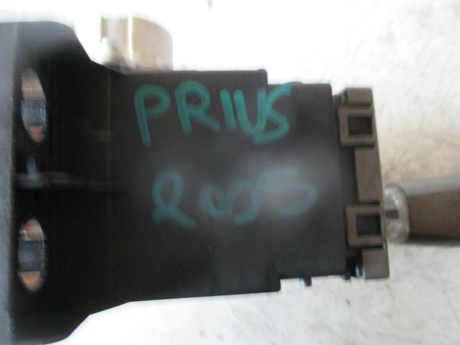 TOYOTA PRIUS 2005 XW20 GEAR SELECTOR SHIFTER