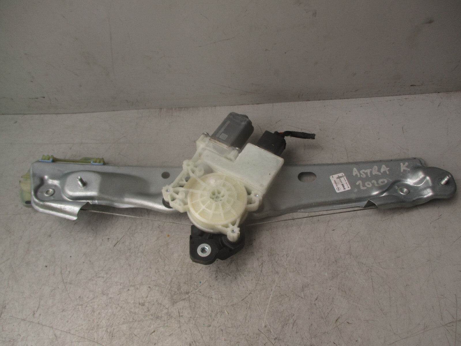 2020 VAUXHALL ASTRA K MK7 OSR DRIVER SIDE REAR WINDOW REGULATOR & MOTOR 39142320