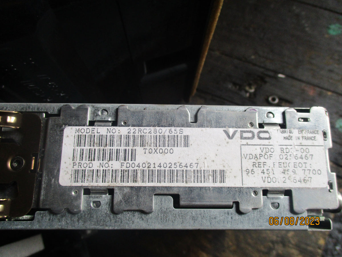 PEUGEOT 206 2002 STEREO RADIO PLAYER & AIR VENT 964514597700