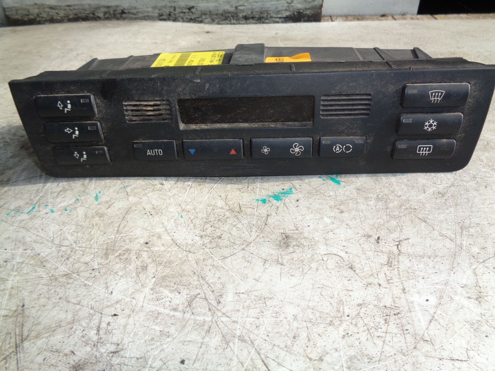 BMW 3 SERIES E46 CLIMATE CONTROL UNIT 6917004
